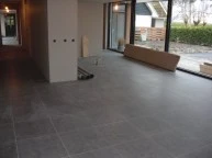 Tegelzetten 250m2  oud beijerland